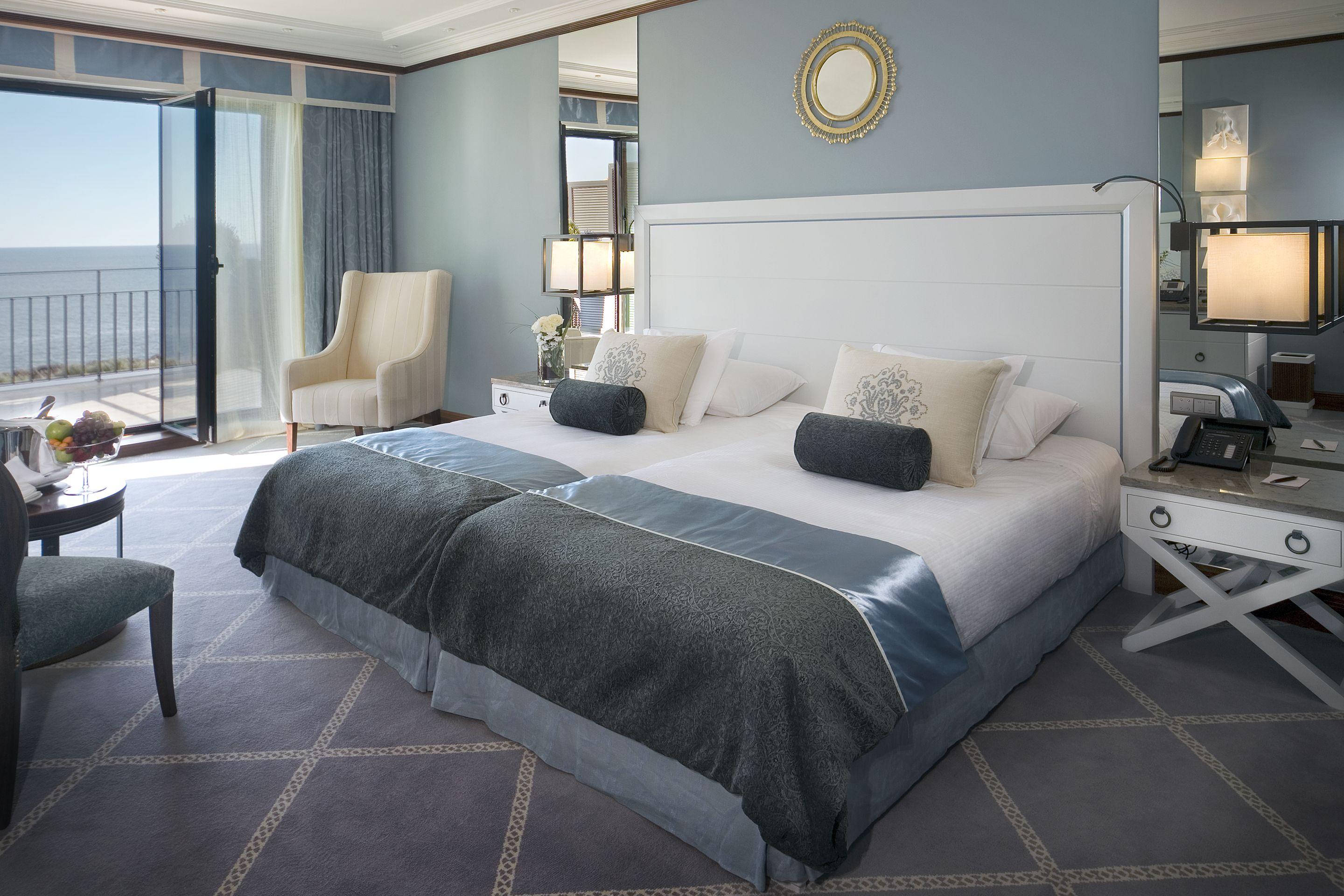 Grande Real Villa Italia Hotel & Spa Кашкайш Стая снимка A room at the Hotel de Crillon
