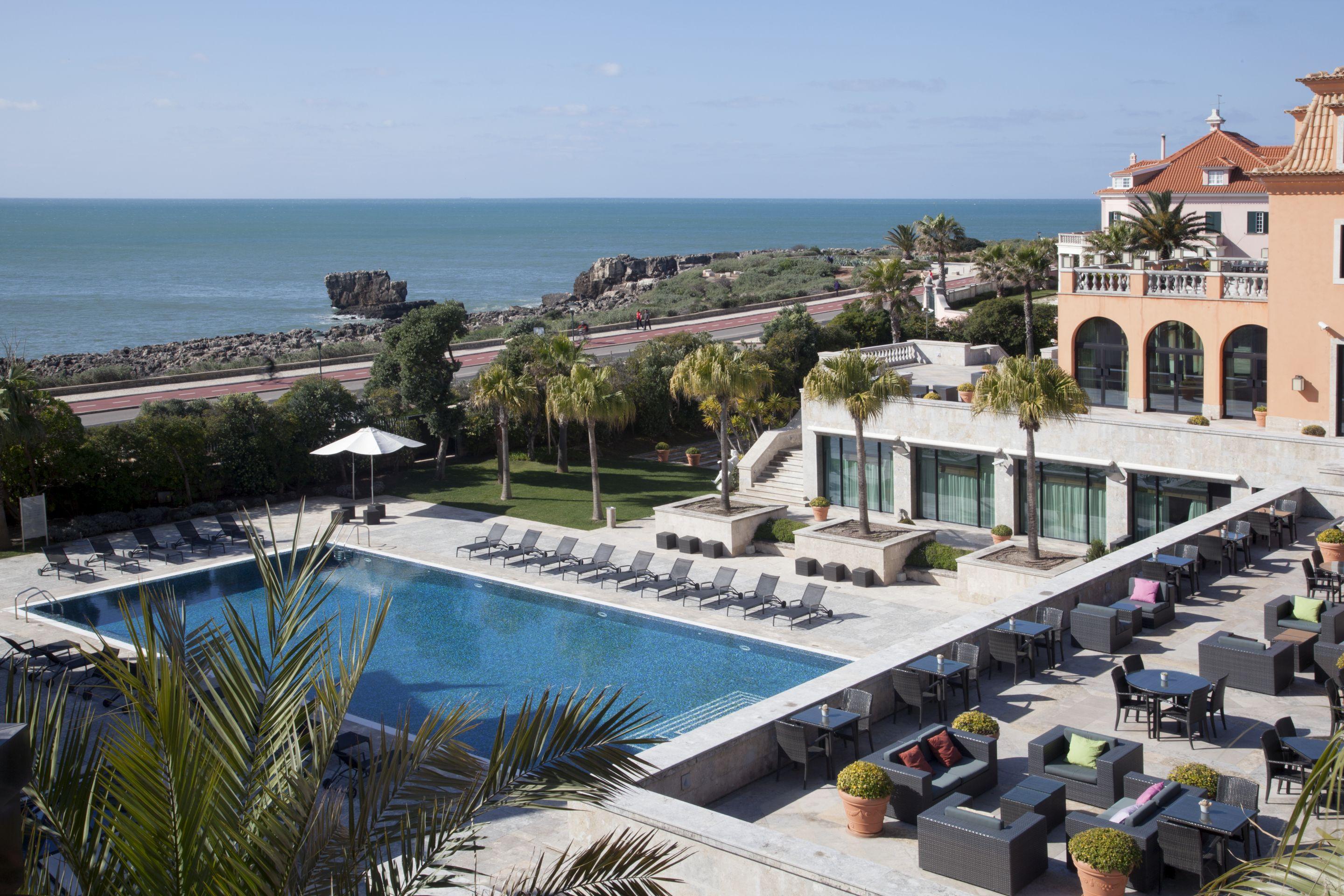 Grande Real Villa Italia Hotel & Spa Кашкайш Екстериор снимка The pool at the Hotel