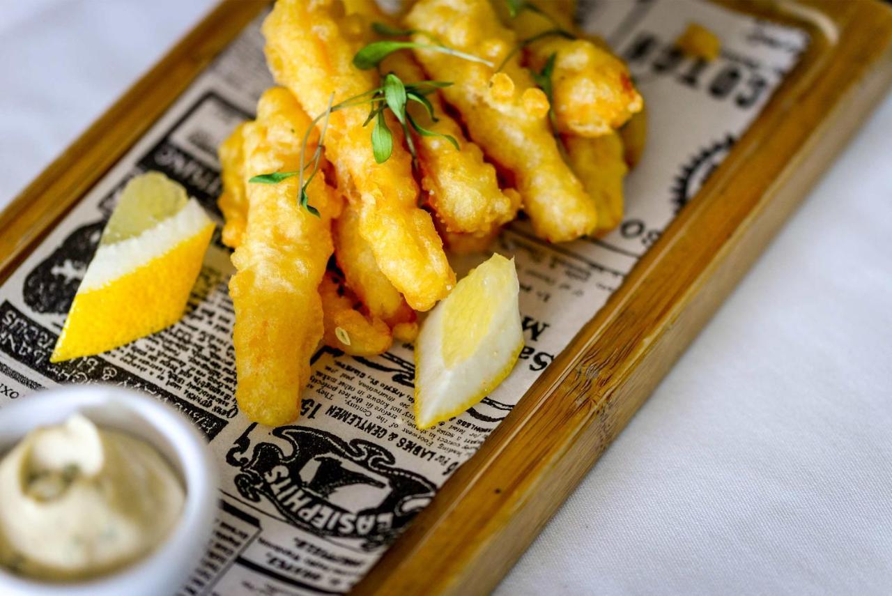 Grande Real Villa Italia Hotel & Spa Кашкайш Екстериор снимка Fish fingers